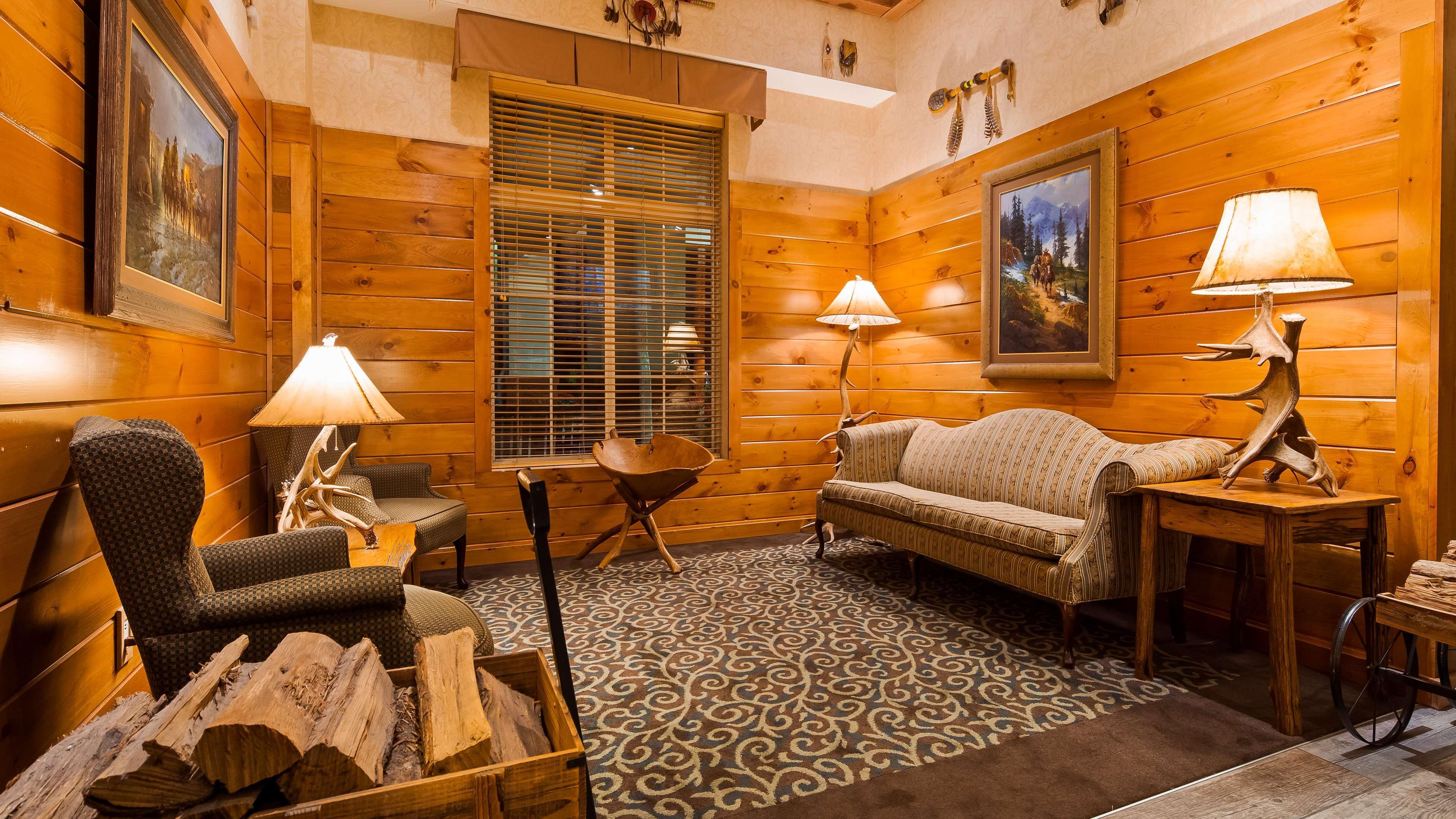 Best Western Plus Crossroads Inn&Suites Zion Crossroads Extérieur photo