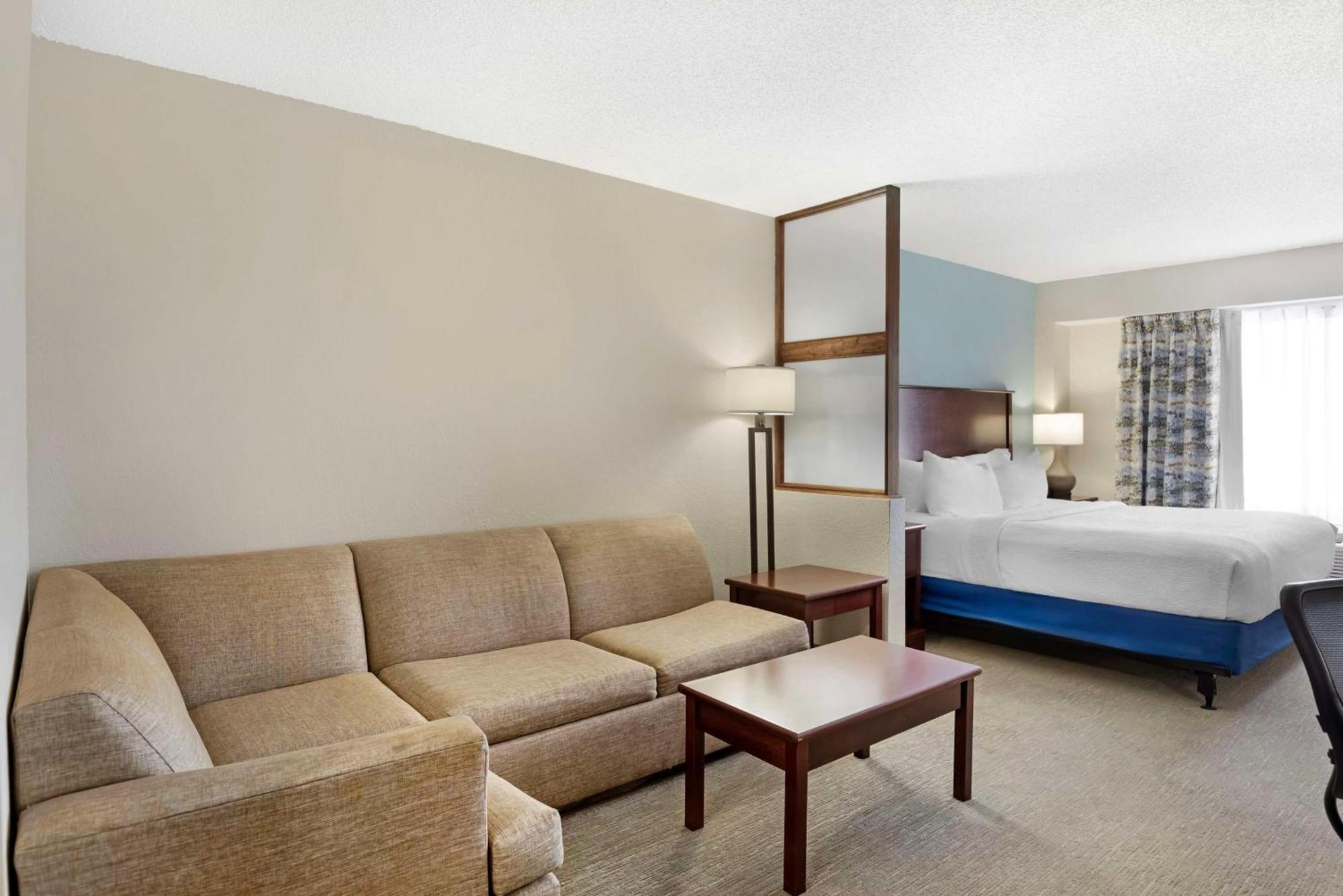 Best Western Plus Crossroads Inn&Suites Zion Crossroads Extérieur photo