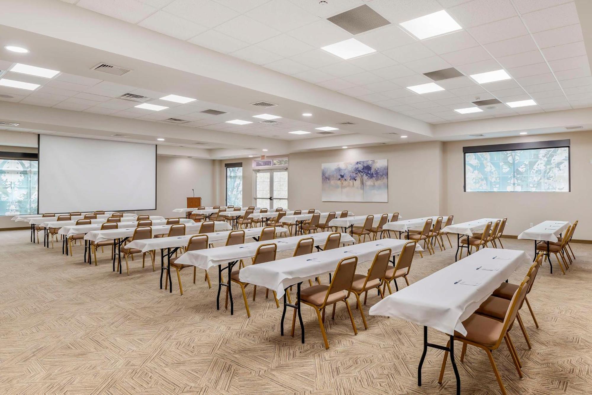 Best Western Plus Crossroads Inn&Suites Zion Crossroads Extérieur photo