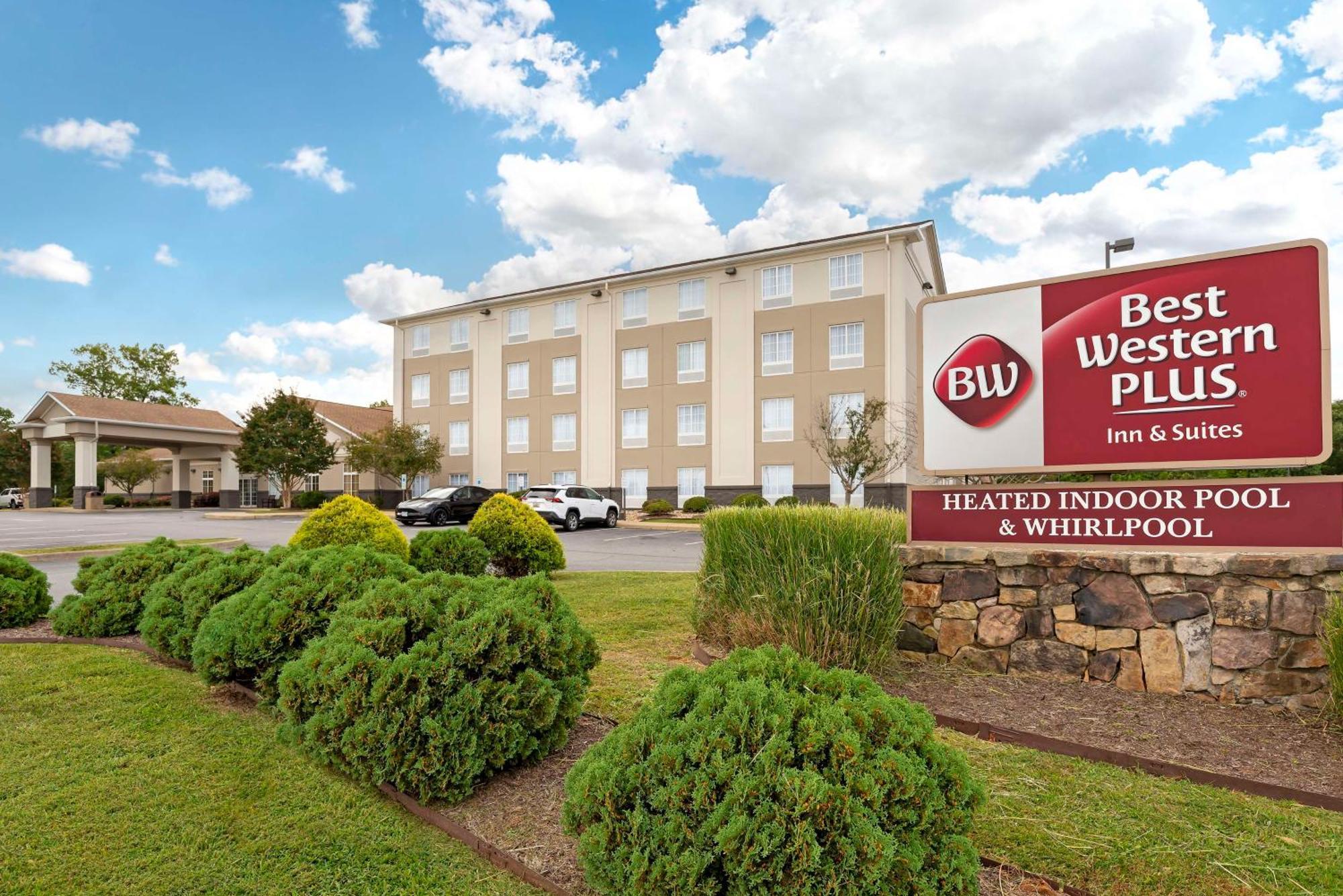 Best Western Plus Crossroads Inn&Suites Zion Crossroads Extérieur photo